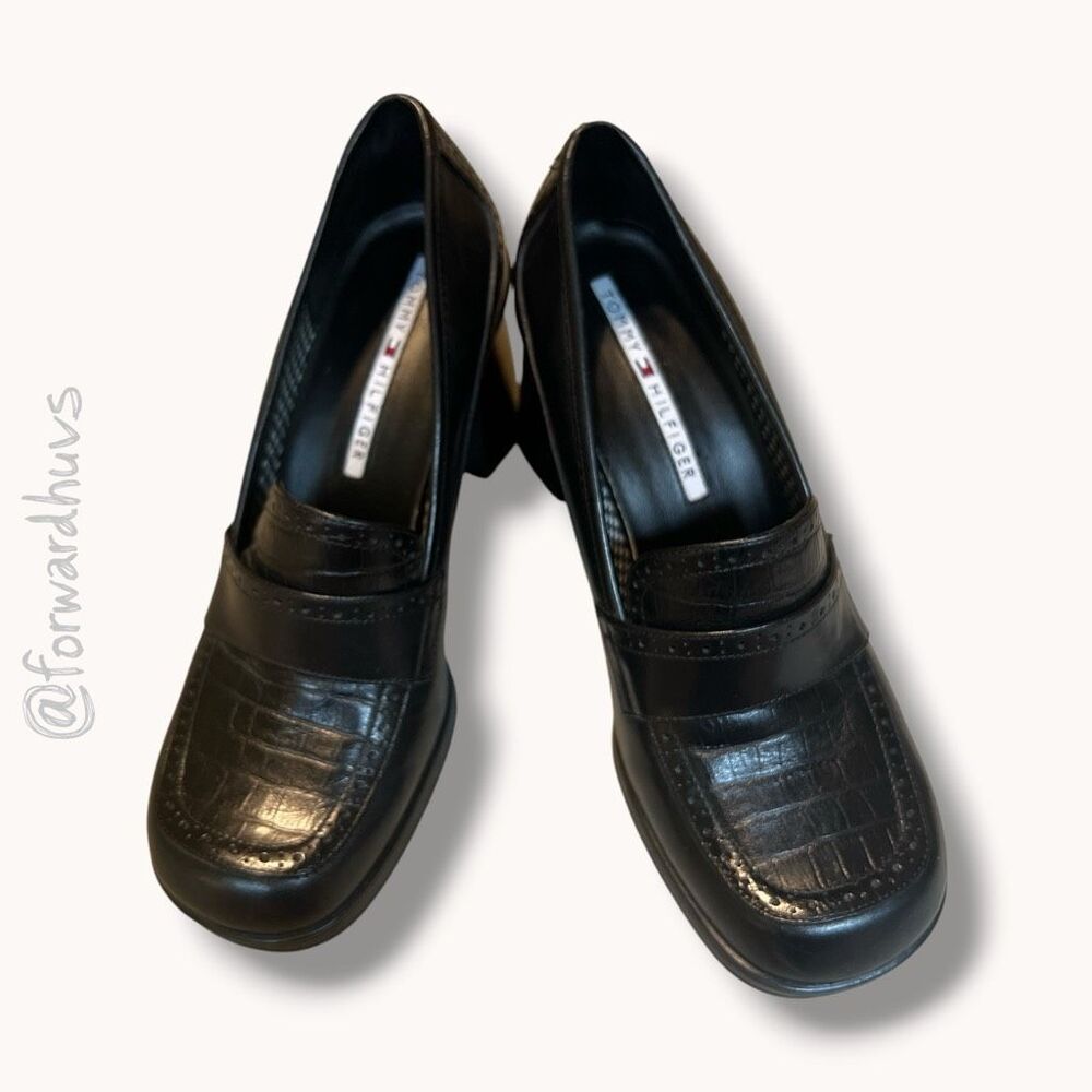 Tommy Hilfiger Croc‑Embossed Chunky Heeled Loafers – 90s / Y2K – Size 8M